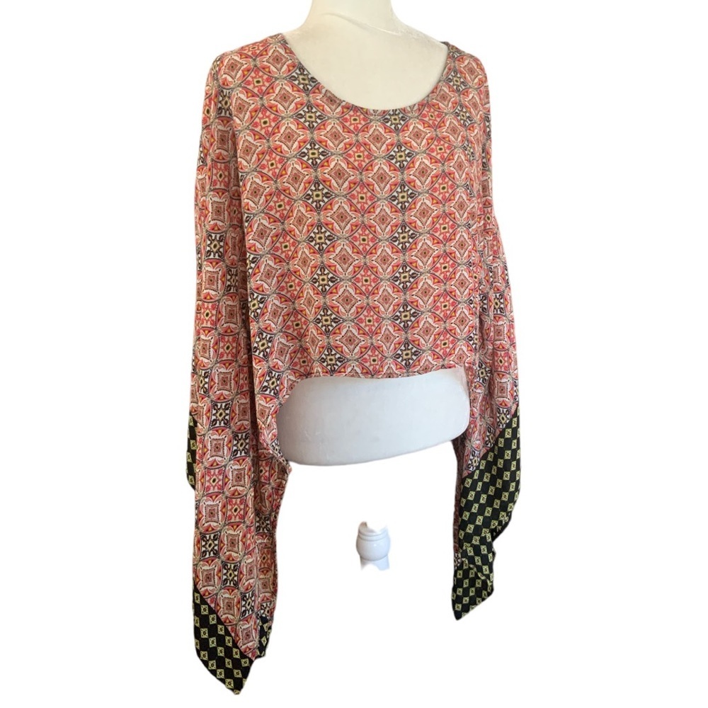 Minette multicolor lightweight pullover poncho Size M